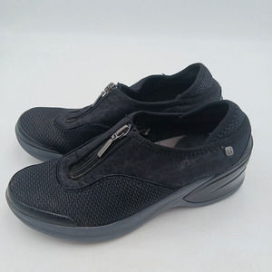Bzees Shoes Womens 6M Fancy Walking Slip On Sneakers Black Gray Fabric Front Zip